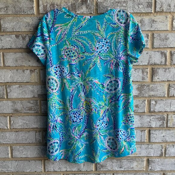 Lilly Pulitzer Short Sleeve V-Neck Tropical Turtles 100% Cotton T-Shirt Size S - Picture 2 of 7